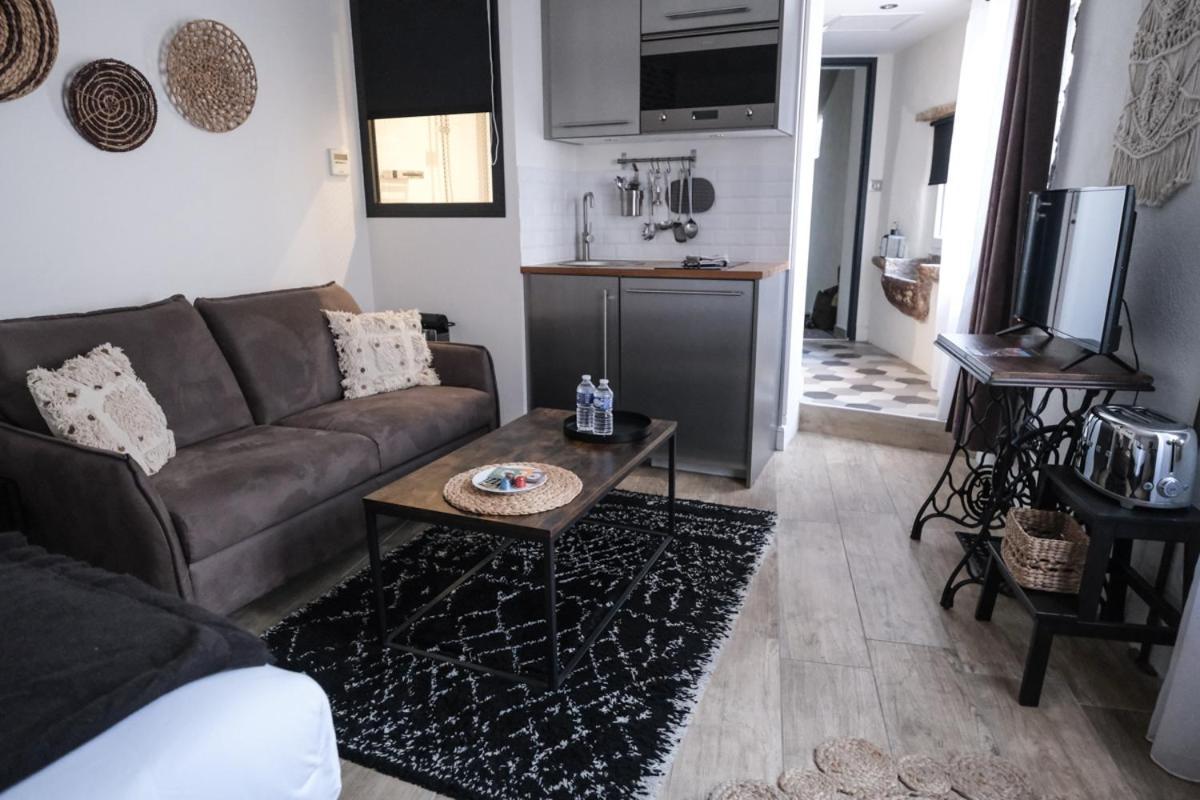 Demeure Terrisse La Cave Apartment มาร์เซย็อง ภายนอก รูปภาพ